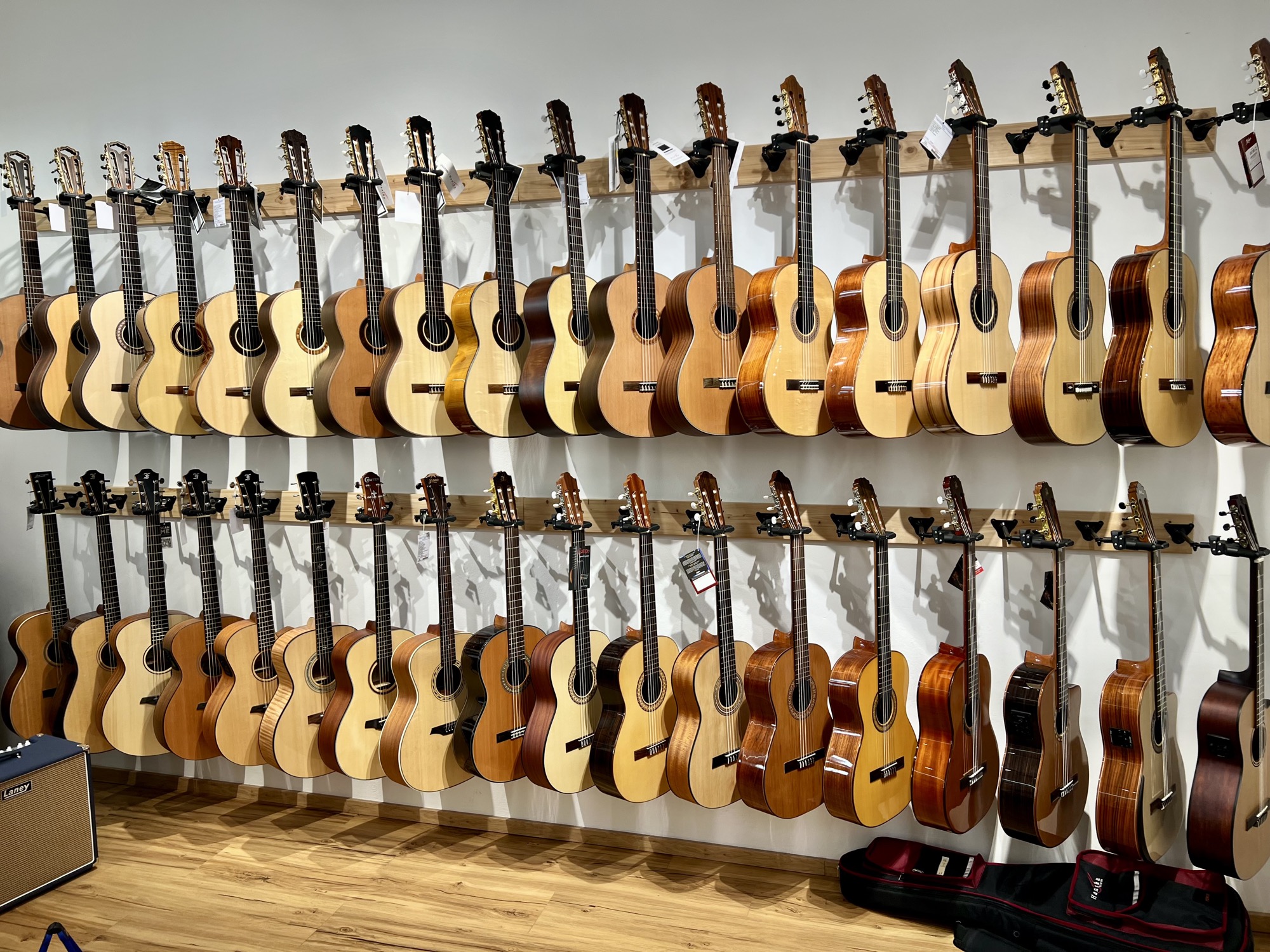 Musik Dubsek Gitarren Lounge 3